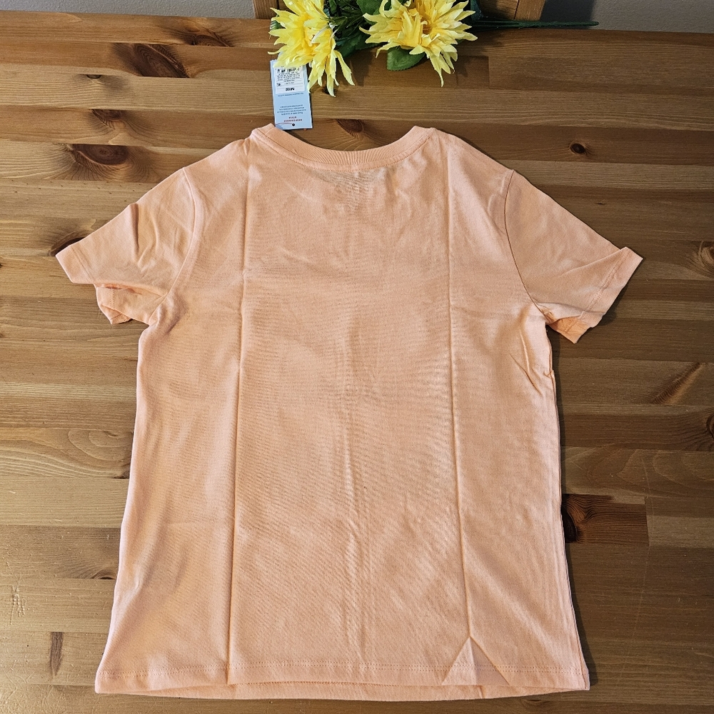 Cat & Jack - Kids' short Sleeve Smiling  Shark Graphic T-Shirt - Size M (8)Peach - Picture 5 of 10